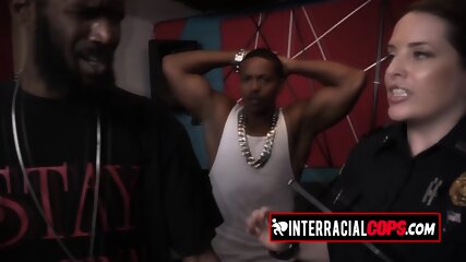 Big Booty MILF Is Shaking Her Ass Before It Gets Fucked By A BBC.