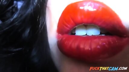 Red Lipstick Weakness