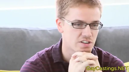 Nerdy Hunk Blows Agent At Gaycastings