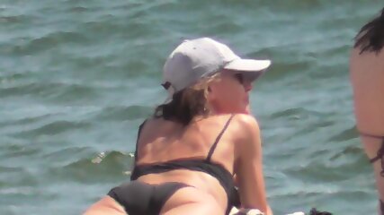 2022 Bikini Beach Girls Videos Vol-1808
