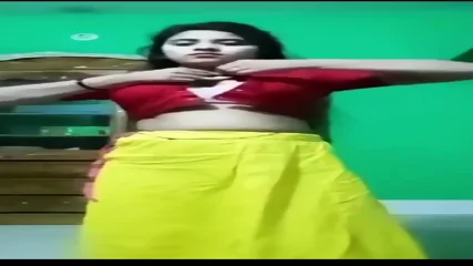 Indian Desi Cute Aunty Sarry Remove Black Hairy Pussy Show